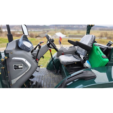 Трактор TERRA FORCE 554DXL, 50 к.с,  4х4,  євронавіска на гаках, посилені мости